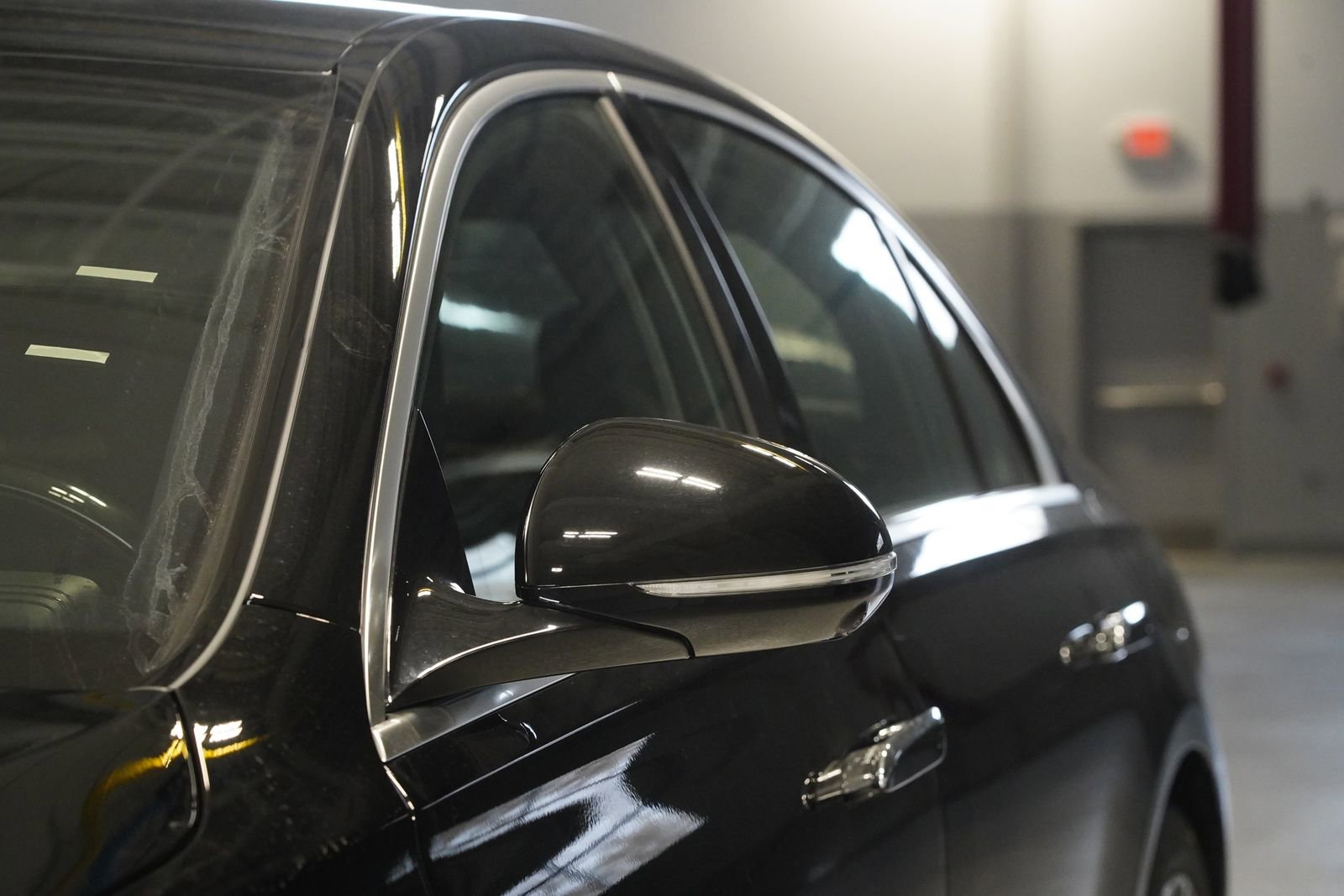 New 2026 Mercedes-Benz S 580e 4MATIC Sedan image 9