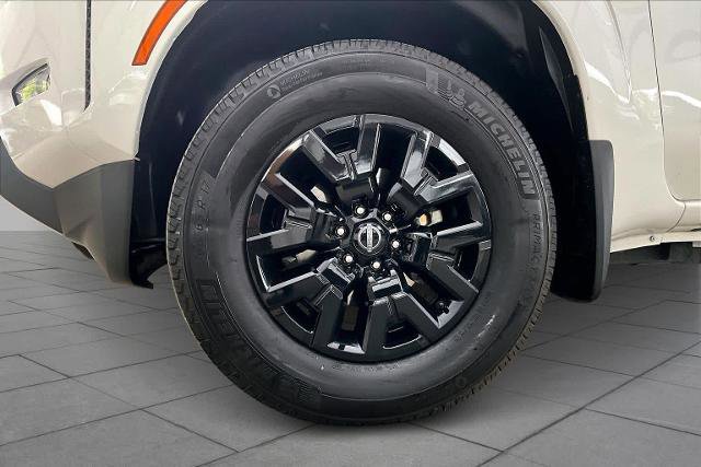 Certified 2023 Nissan Frontier SV w/ SV Convenience Package RWD image 11