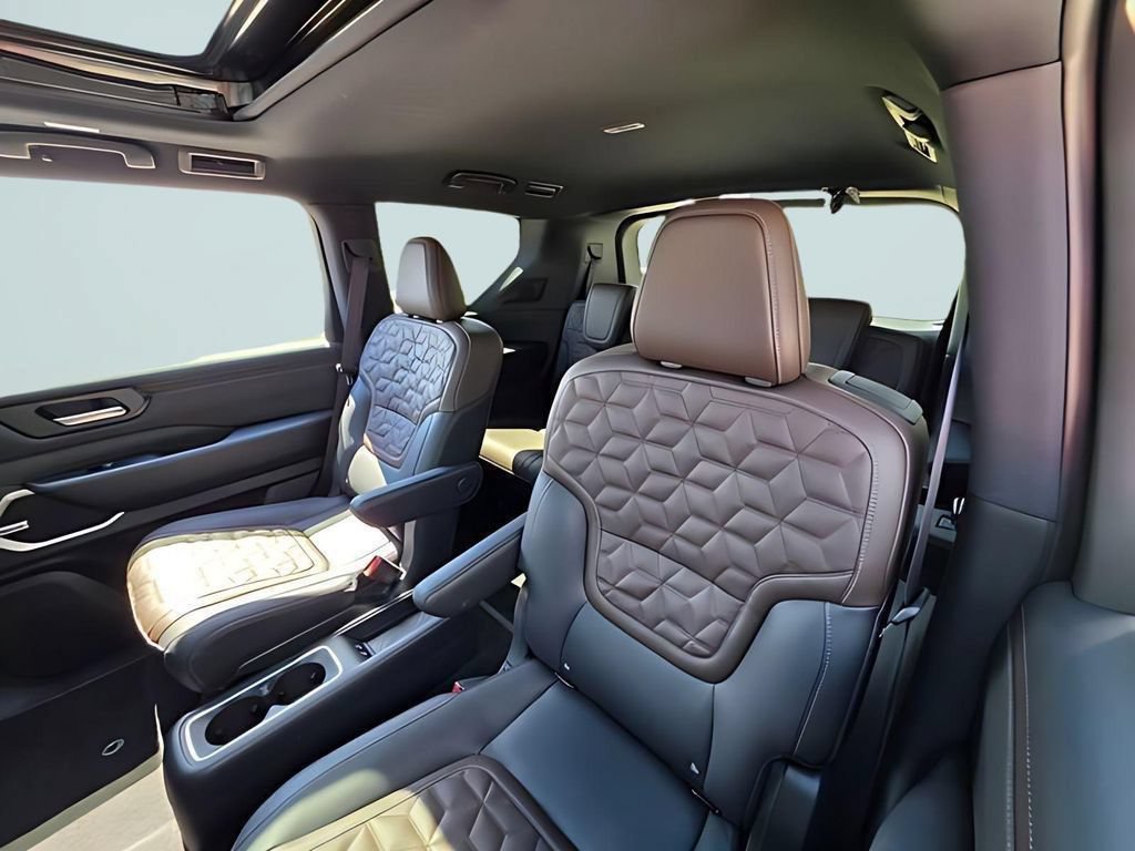 New 2026 Nissan Armada Platinum Reserve w/ Accent Package AWD/4WD image 29