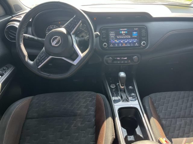 Used 2022 Nissan Kicks SR FWD image 13