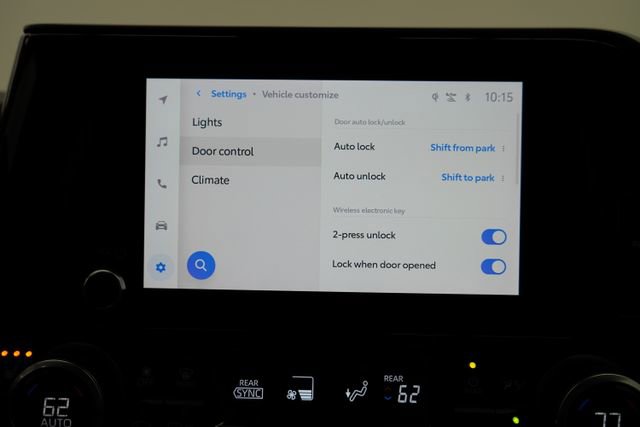 Used 2023 Toyota Highlander XLE image 44