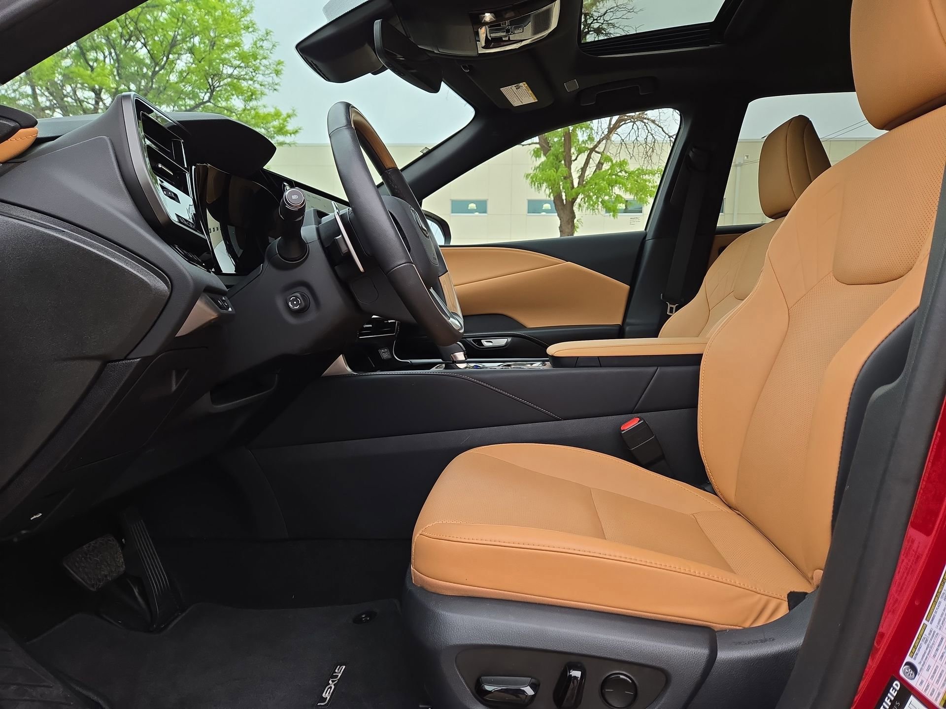 Certified 2025 Lexus RX 350 Premium w/ Convenience Package FWD image 16