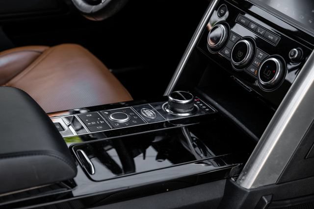 Used 2019 Land Rover Discovery HSE Luxury AWD/4WD image 32