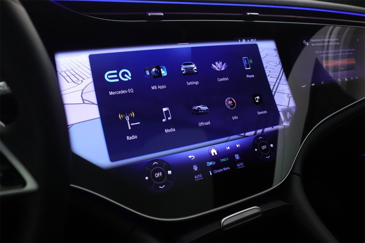 New 2026 Mercedes-Benz EQS 400 4MATIC SUV image 6