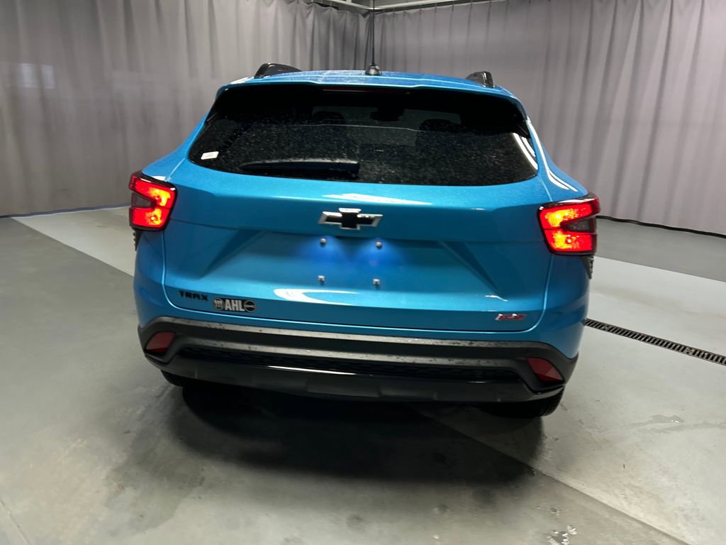 Used 2025 Chevrolet Trax RS w/ Driver Confidence Package image 6