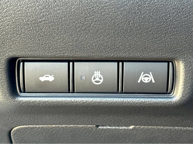 New 2026 Nissan Sentra SR w/ SR Premium Package FWD image 13