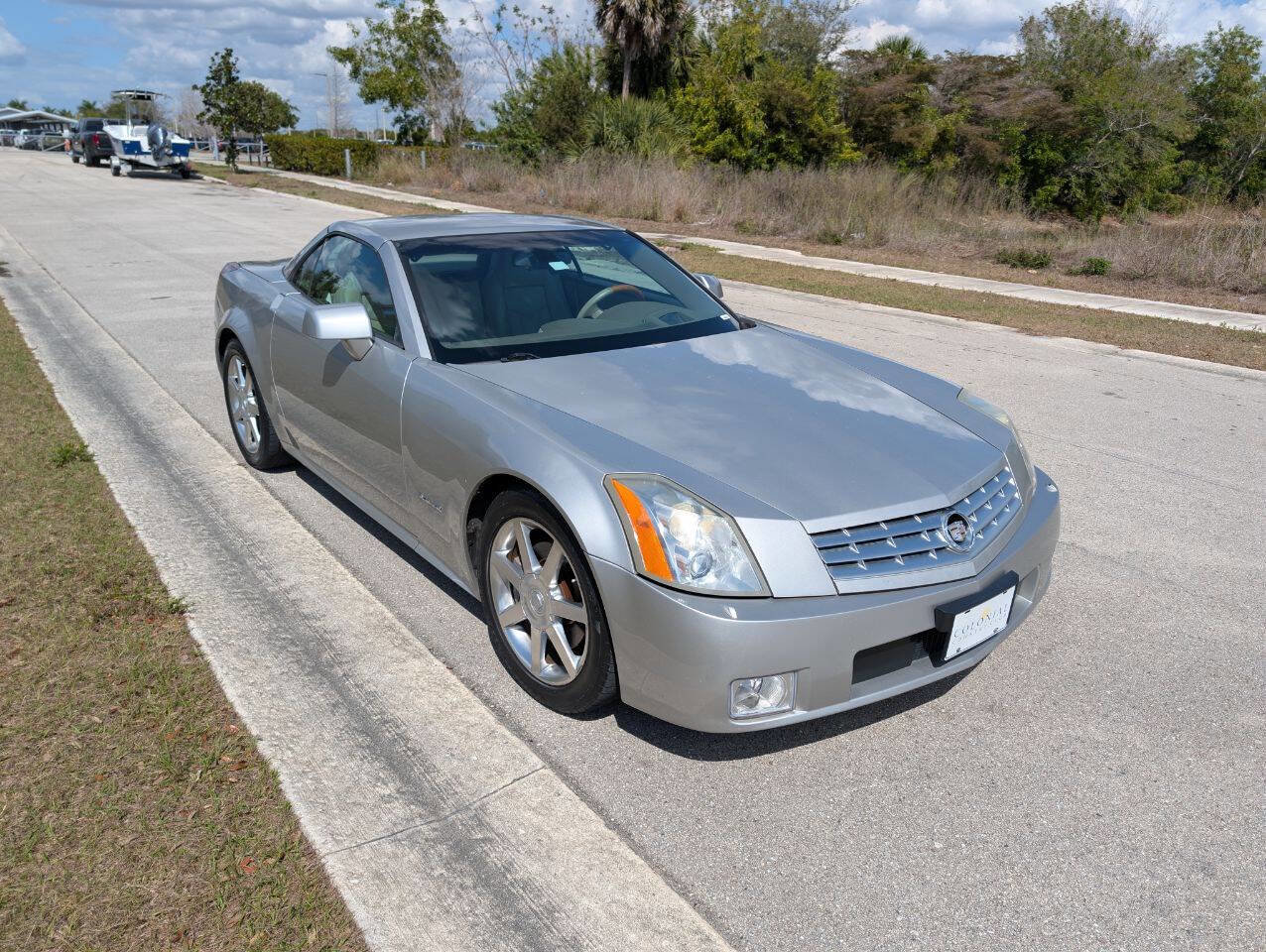 Used 2005 Cadillac XLR image 4