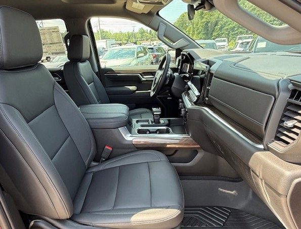 New 2026 Chevrolet Silverado 1500 LT Trail Boss w/ Convenience Package II image 17
