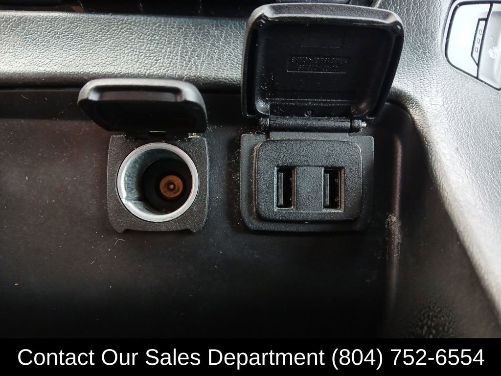 Used 2018 Chevrolet Suburban LT image 22