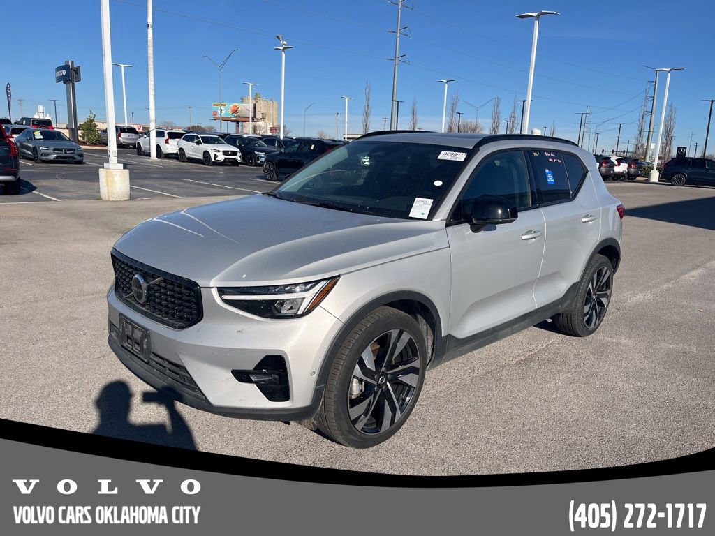 Certified 2025 Volvo XC40 B5 Plus