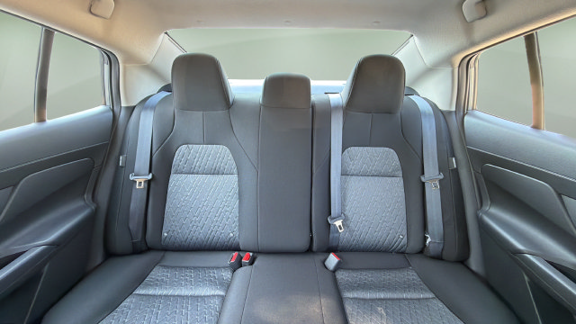 New 2027 Nissan Sentra SV w/ SV Convenience Package FWD image 18