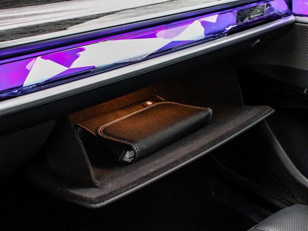 Used 2025 BMW 740i xDrive image 22