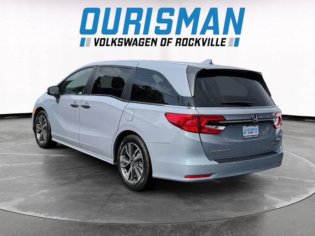 Used 2023 Honda Odyssey Touring image 4