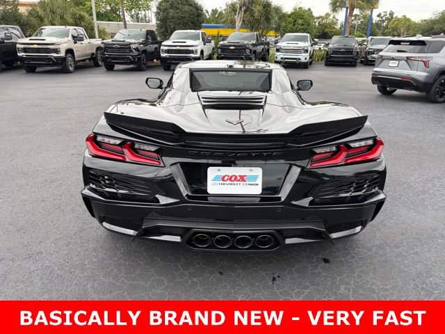 Used 2025 Chevrolet Corvette Z06 RWD image 5