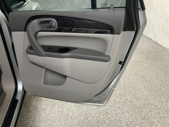 Used 2015 Buick Enclave Leather w/ Trailering Package image 19