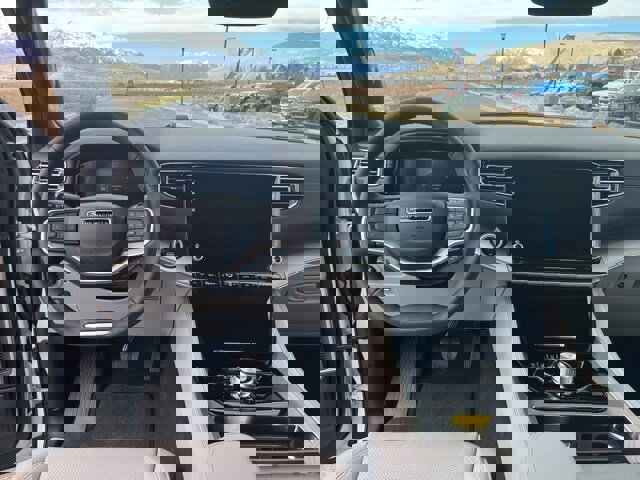 New 2026 Jeep Grand Wagoneer 4WD image 23