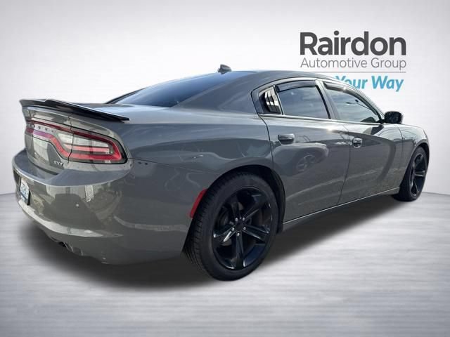 Used 2017 Dodge Charger SXT w/ Plus Group RWD image 14