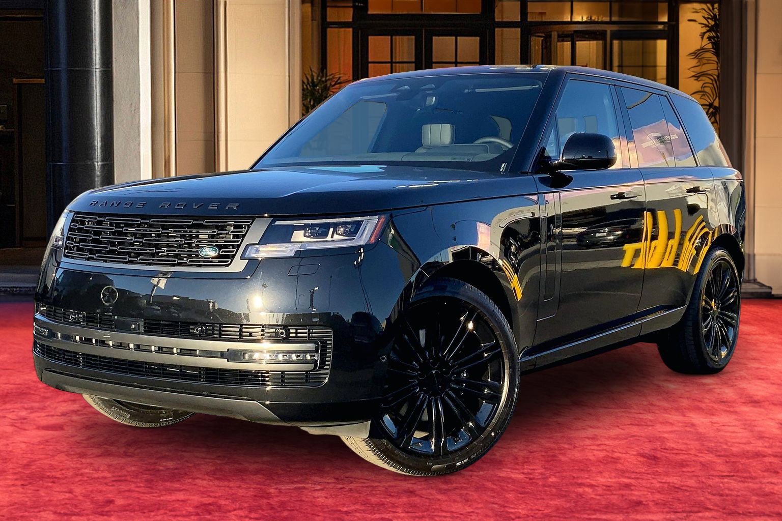 New 2026 Land Rover Range Rover SE AWD/4WD image 1
