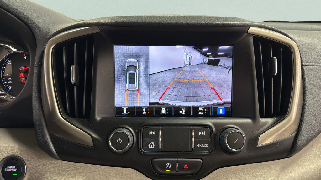 Used 2024 GMC Terrain Denali w/ Denali Premium Package image 30