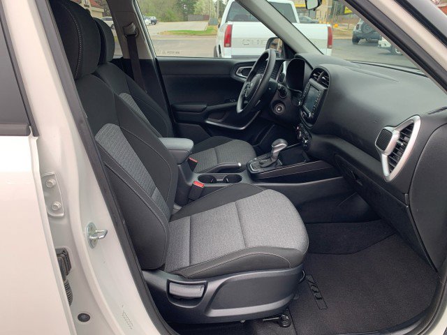 Used 2021 Kia Soul S image 17