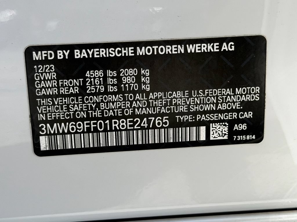 Used 2024 BMW 330i Sedan w/ Convenience Package RWD image 21
