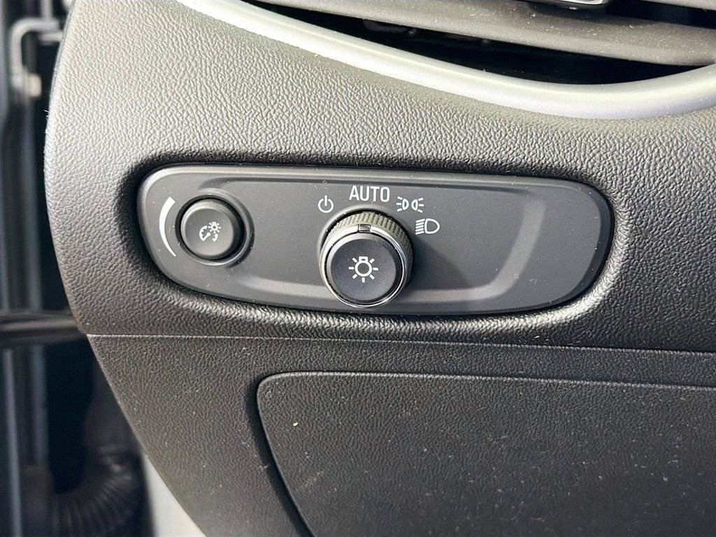 Used 2024 Chevrolet Malibu LT FWD image 10