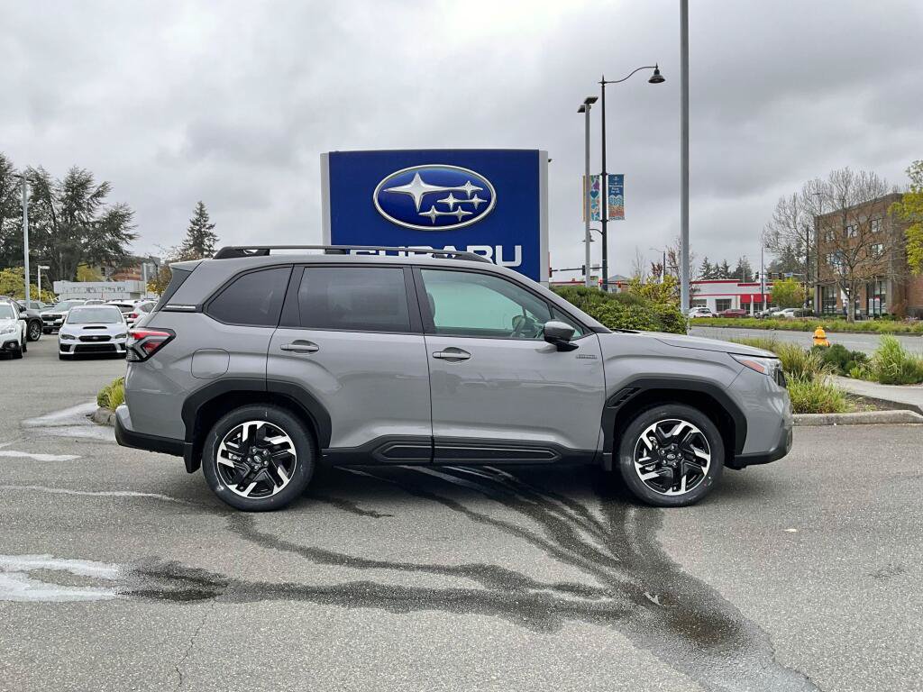 New 2026 Subaru Forester Touring AWD/4WD image 9