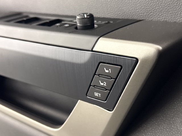 New 2026 Toyota Tundra Platinum AWD/4WD image 30