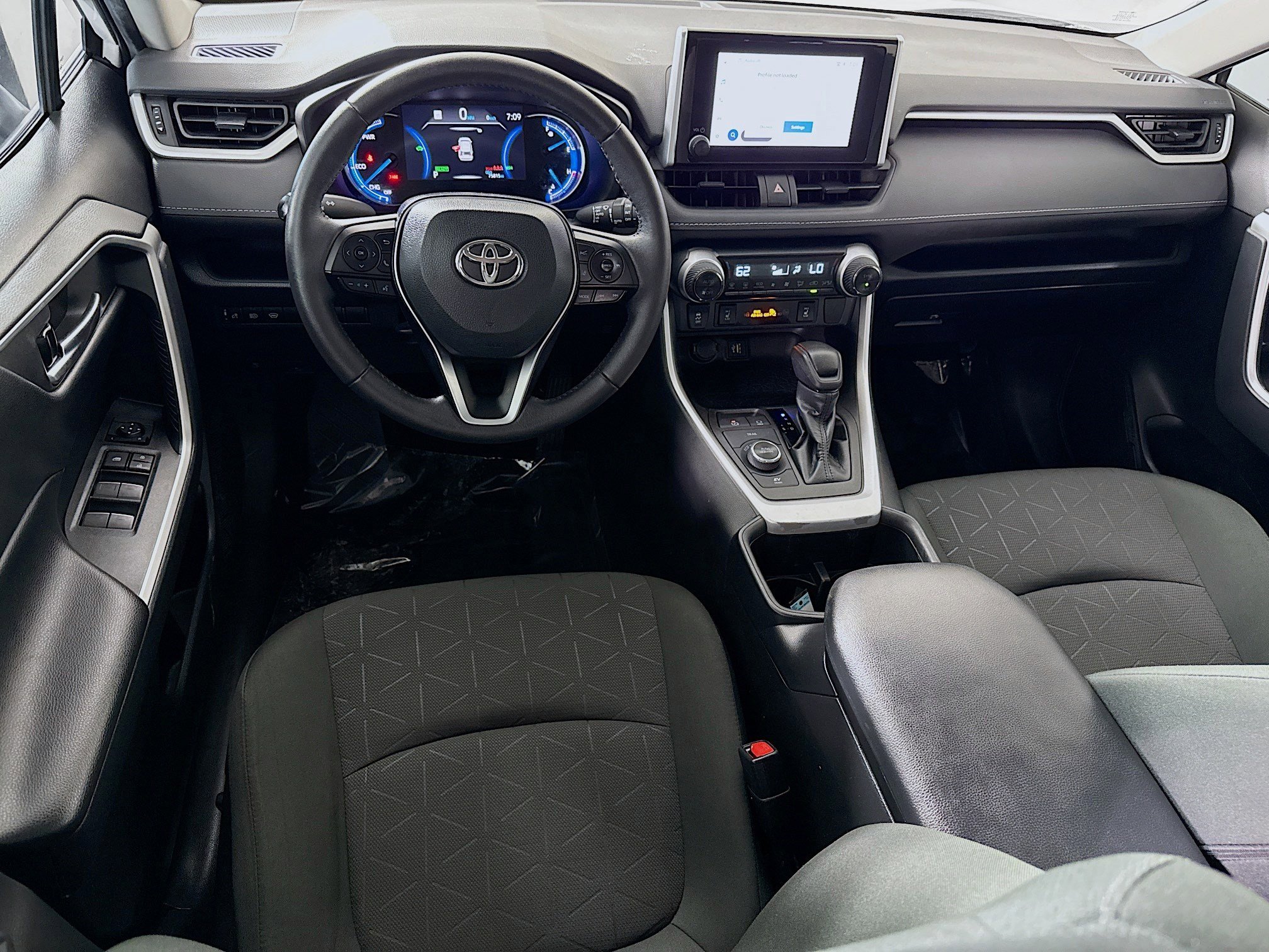 Used 2023 Toyota RAV4 XLE w/ XLE Grade Weather Package image 17