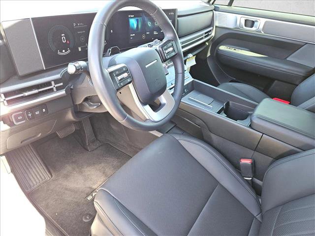 Certified 2025 Hyundai Santa Fe SEL image 10