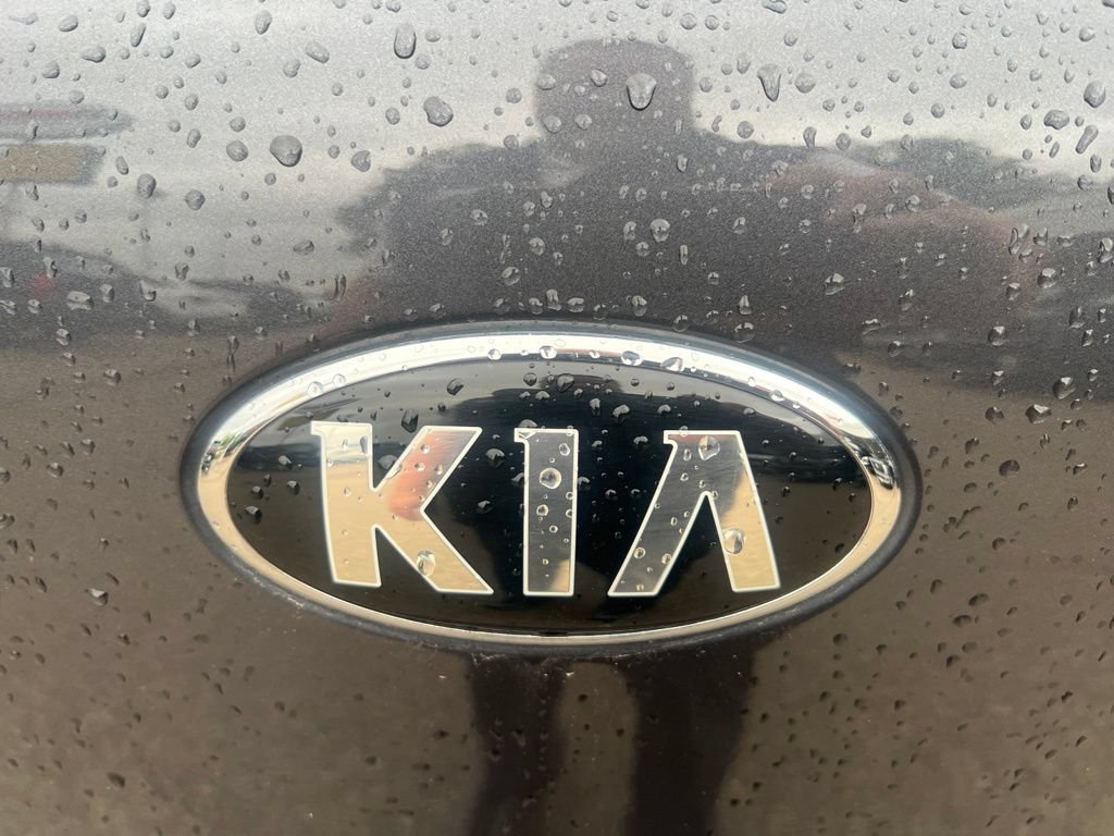 Used 2017 Kia Sedona EX FWD image 32