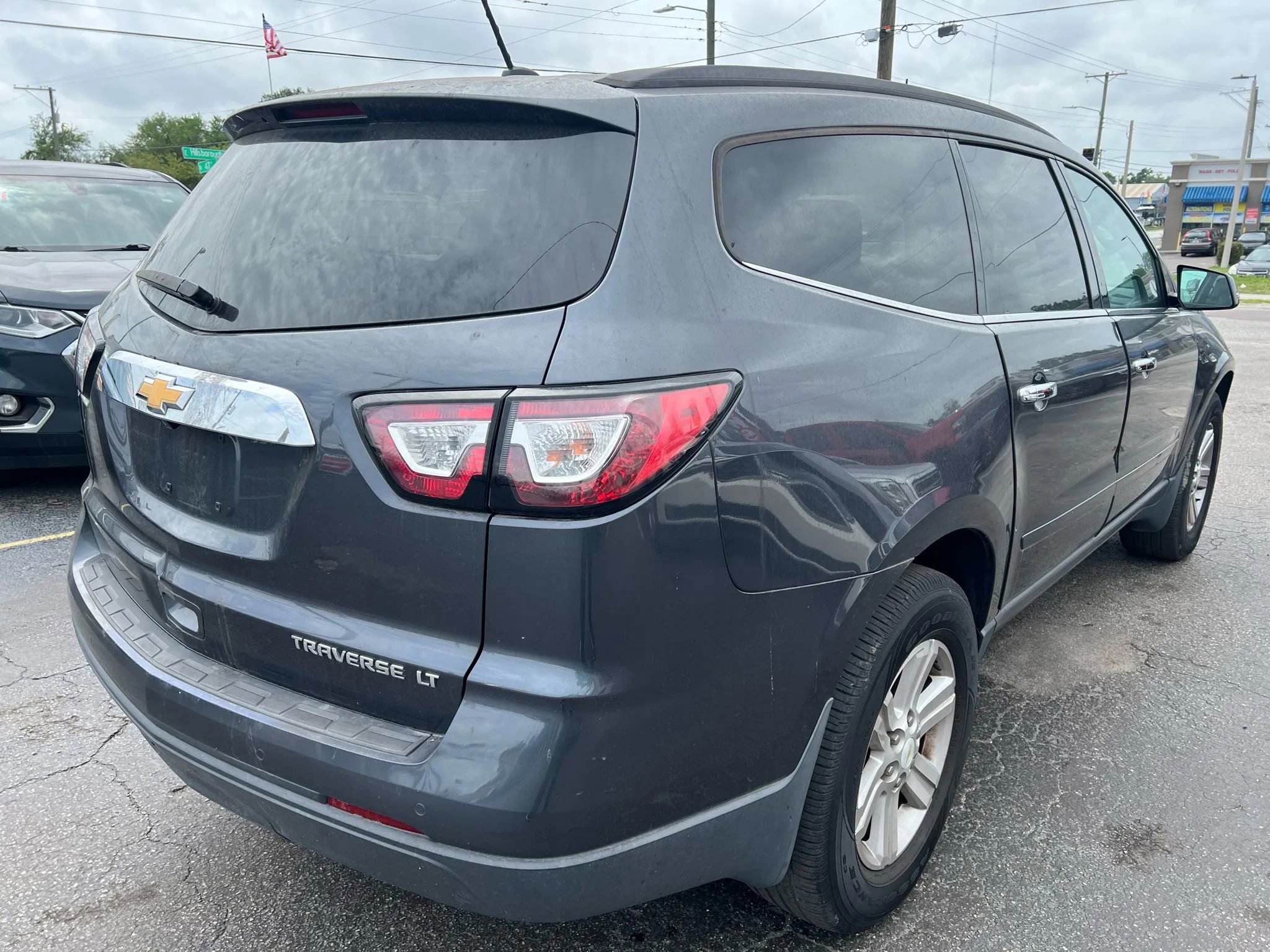 Used 2013 Chevrolet Traverse LT image 5