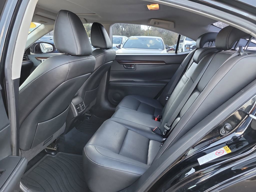 Used 2015 Lexus ES 350 w/ Premium Package image 10