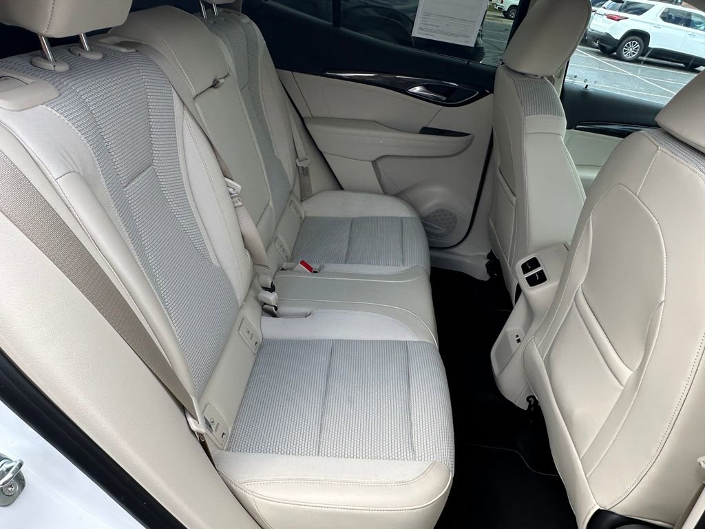 Used 2023 Buick Envision Preferred AWD/4WD image 28