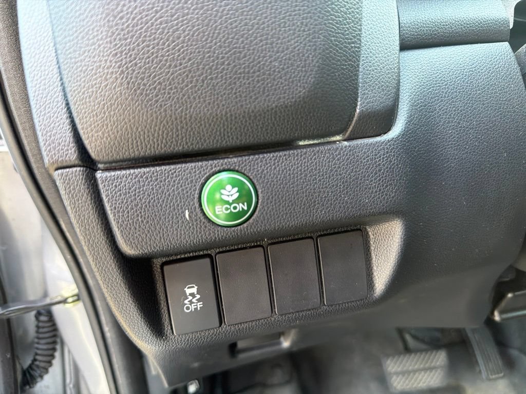 Used 2020 Honda Fit LX image 17