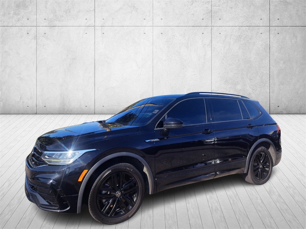 Used 2022 Volkswagen Tiguan SE R-Line