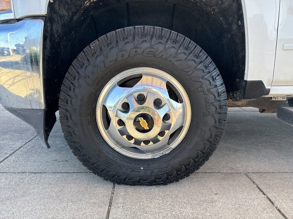 Used 2016 Chevrolet Silverado 3500 LT w/ LT Convenience Package image 34