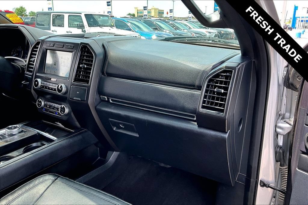 Used 2019 Ford Expedition Max Limited AWD/4WD image 27