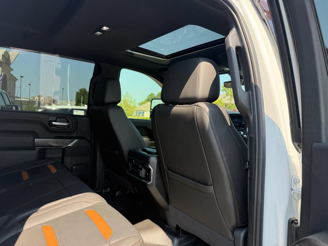 Used 2020 GMC Sierra 2500 AT4 w/ AT4 Premium Package AWD/4WD image 24