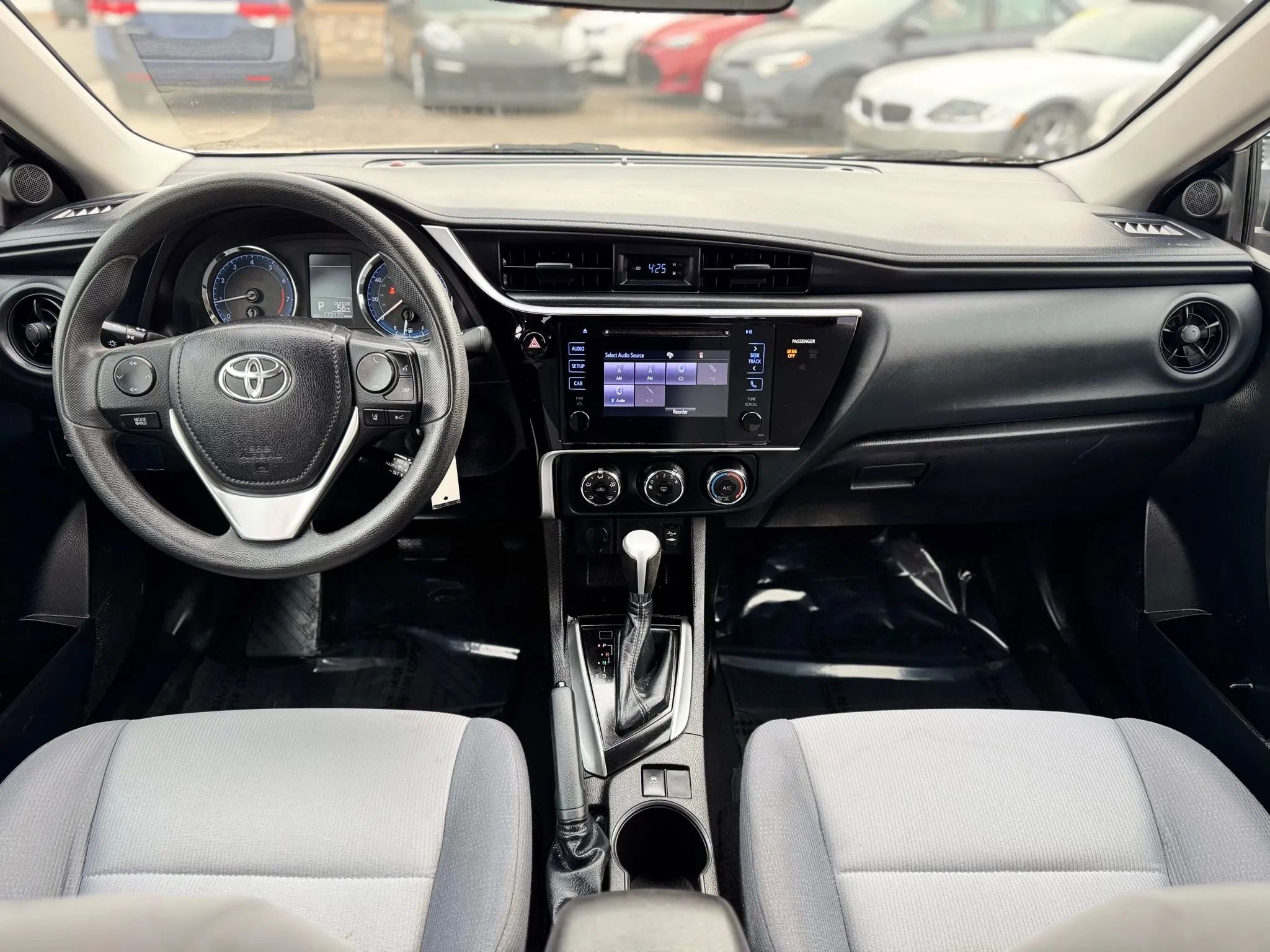 Used 2017 Toyota Corolla L FWD image 14