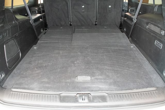 Used 2024 Jeep Wagoneer L Series II w/ Flexible Seating Group AWD/4WD image 15