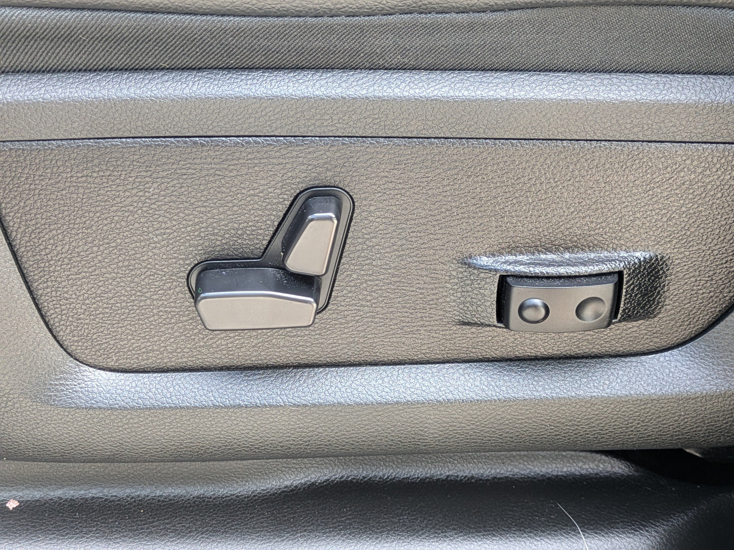Used 2024 RAM 2500 Laramie w/ Safety Group AWD/4WD image 19