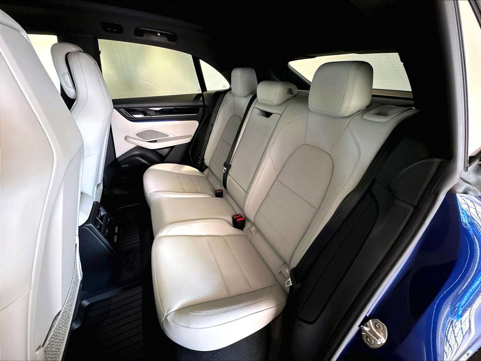 New 2026 Porsche Macan 4 Electric AWD/4WD image 28