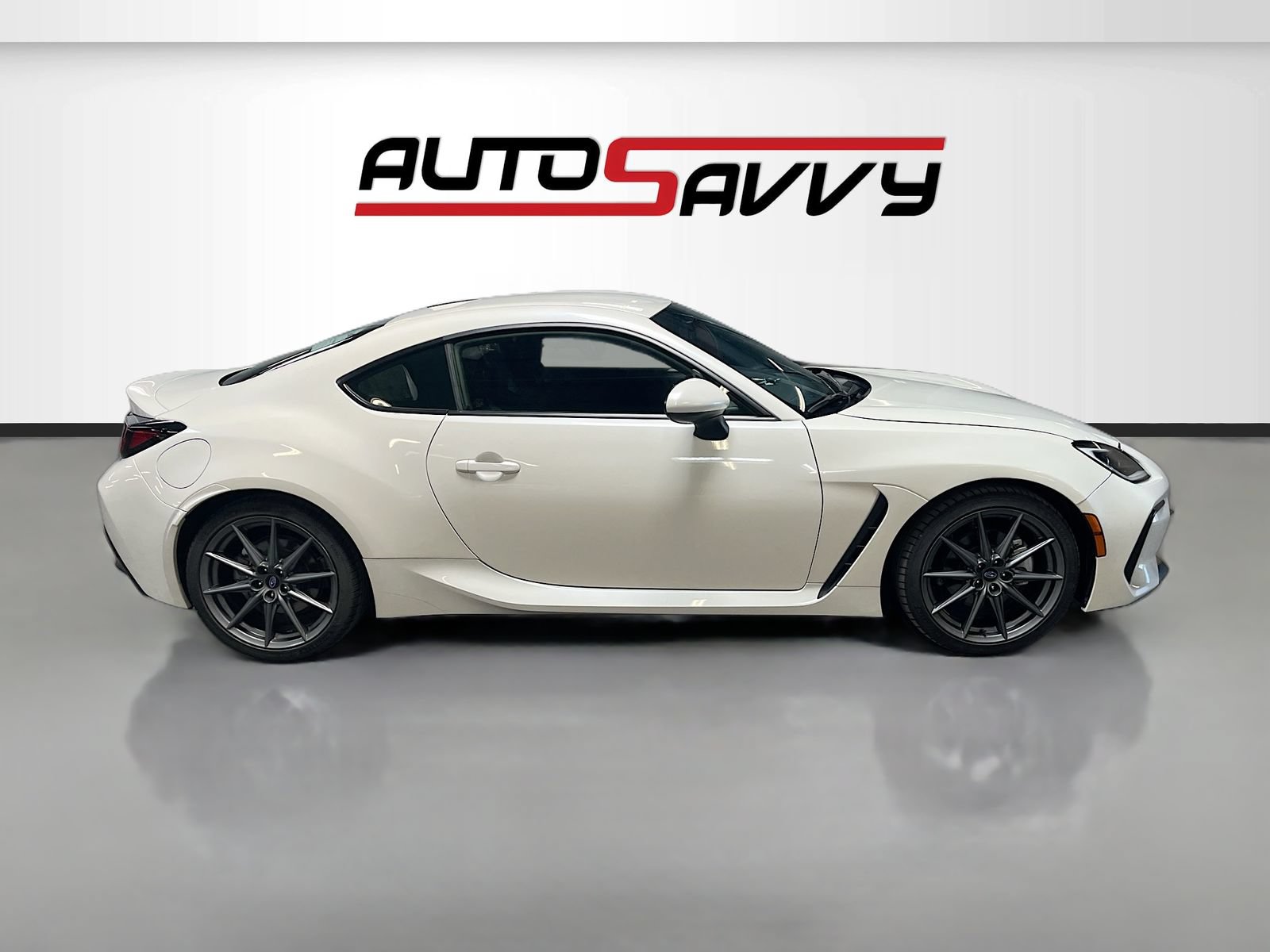 Used 2024 Subaru BRZ Limited RWD image 8