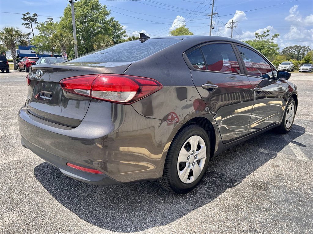 Used 2018 Kia Forte LX image 6