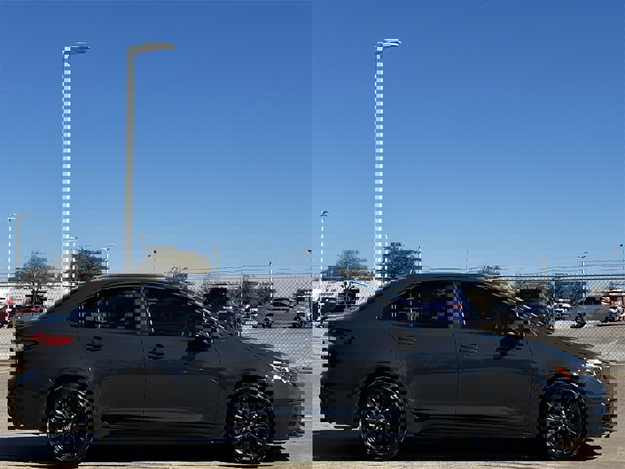 Used 2024 Toyota Corolla SE image 3