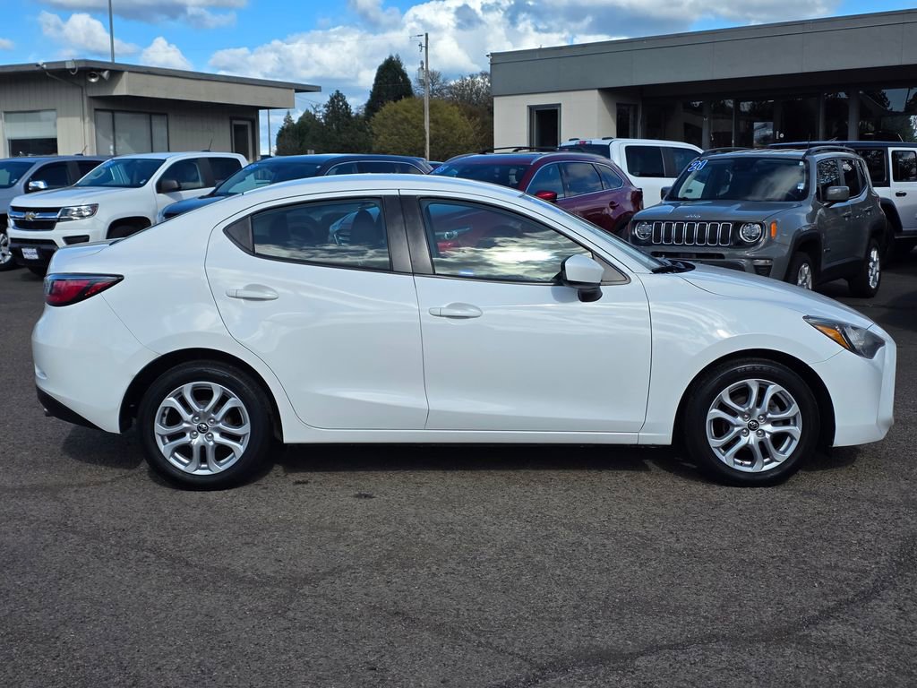 Used 2018 Toyota Yaris iA image 8