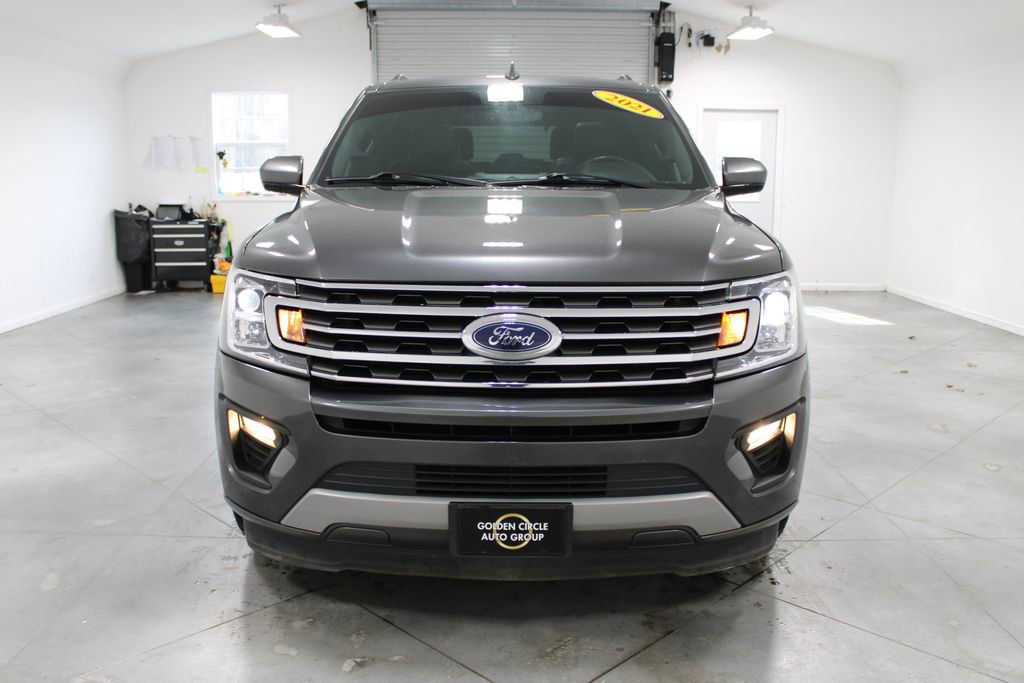 Used 2021 Ford Expedition XLT image 3