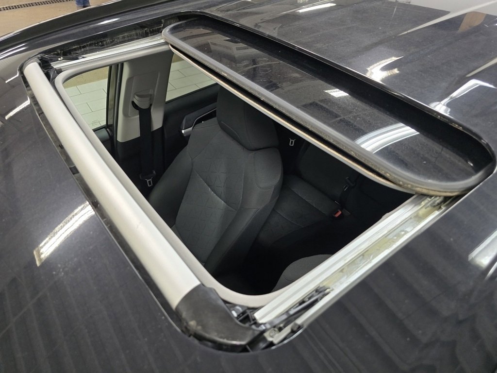 Used 2024 Toyota RAV4 XLE image 3