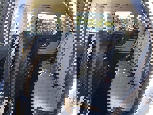 New 2026 Lincoln Corsair Premiere image 15